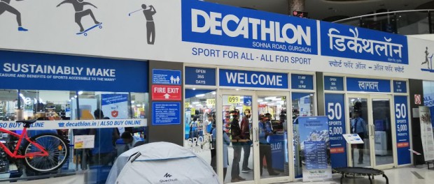 インド　スポーツ用品　Decathlon